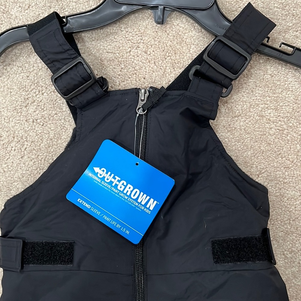 Unisex Columbia Snow Pants.